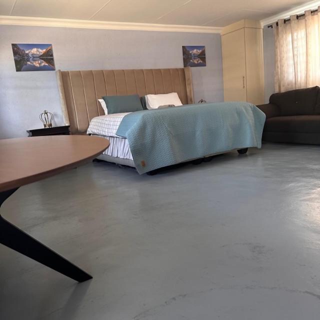 One Home Pretoria-Noord Extérieur photo