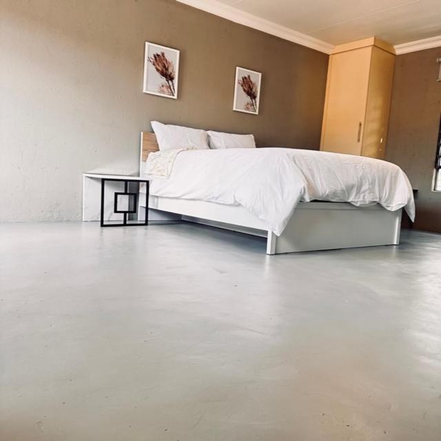 One Home Pretoria-Noord Extérieur photo
